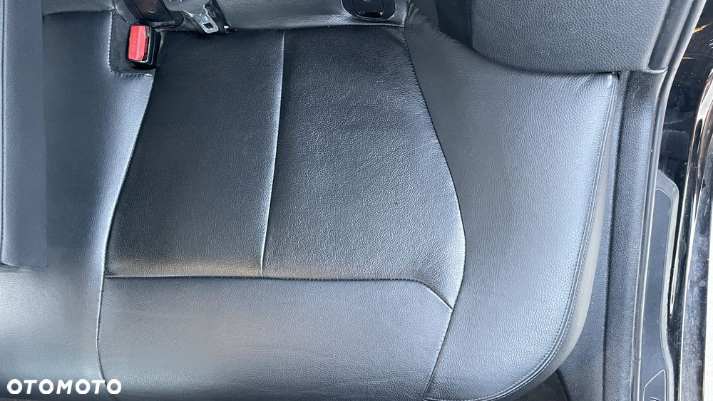 Bmw F30 fotele elektryczne z pamięcią pompowane , dzielona kanapa boczki czarna skóra  Europa - 7