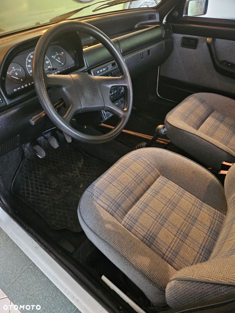 Fiat Uno 1.0 i.e - 5
