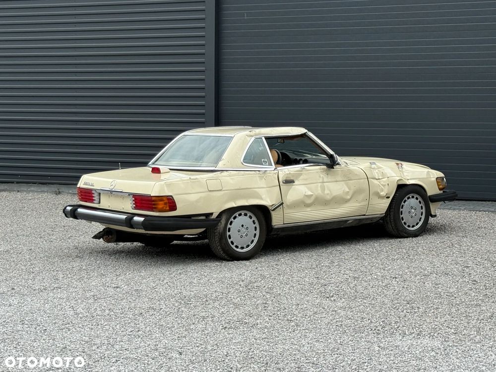 Mercedes-Benz SL - 15
