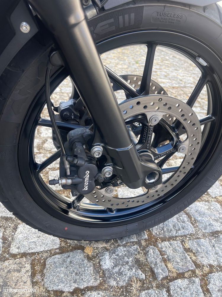 BMW F 750 GS F750GS - 12