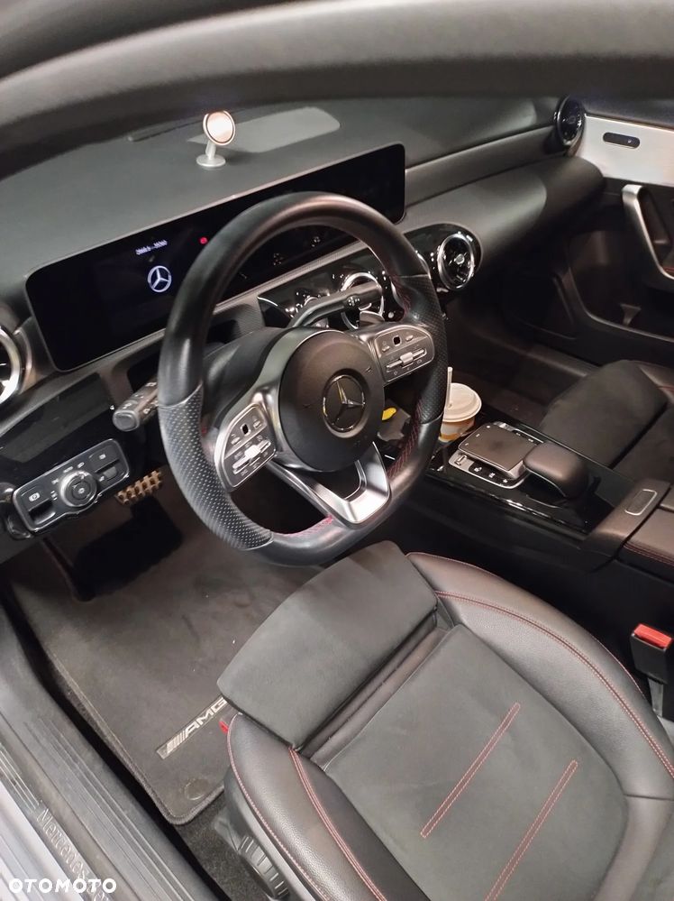 Mercedes-Benz Klasa A 250 AMG Line 7G-DCT - 9