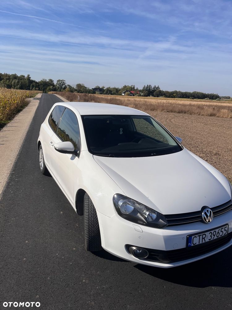 Volkswagen Golf - 10