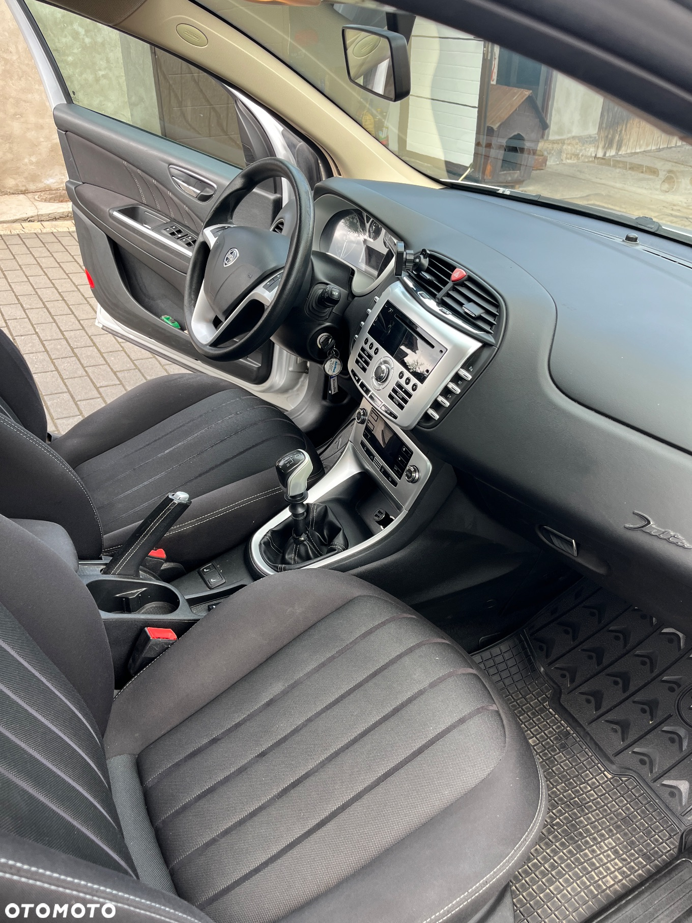 Lancia Delta 1.6 MJ Silver - 8