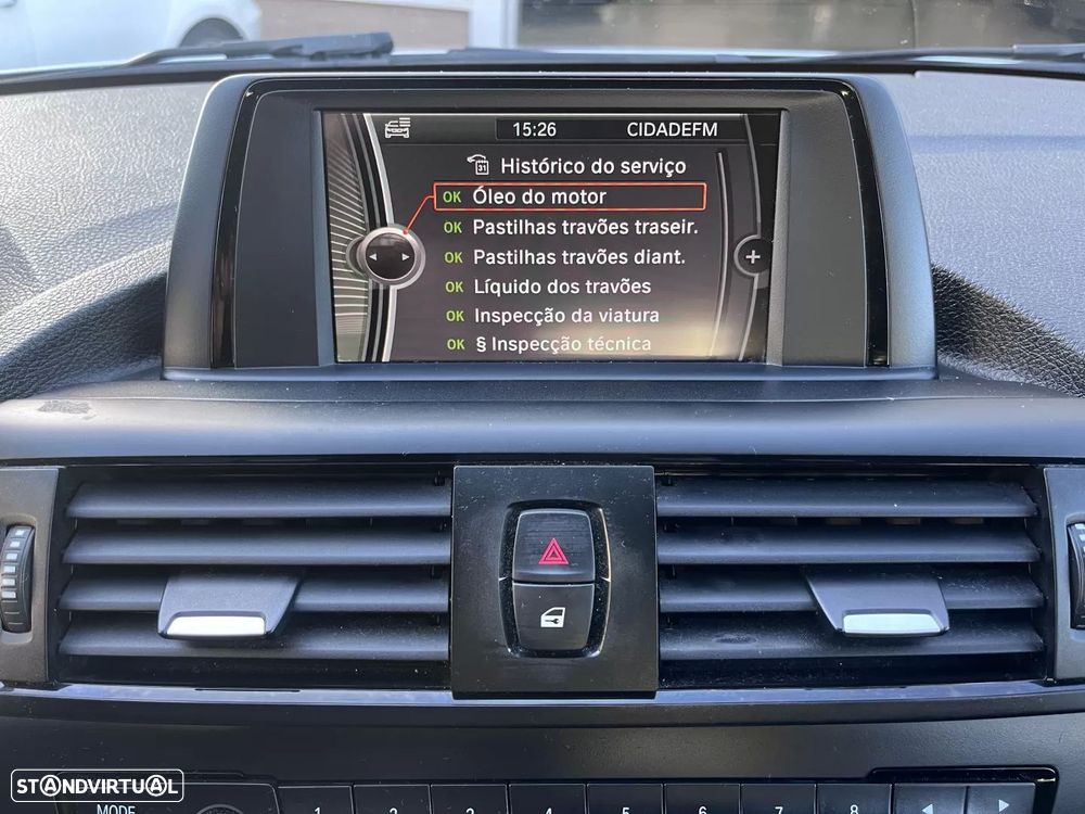 BMW 120 d Sport Line - 37