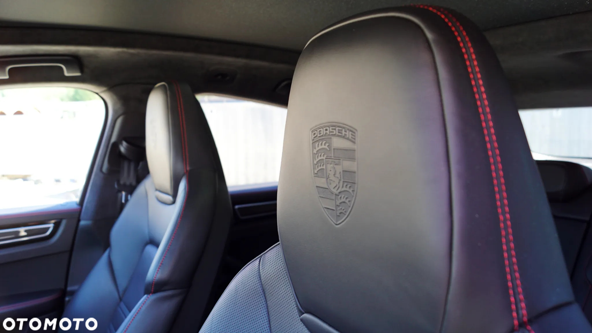 Porsche Cayenne GTS - 10