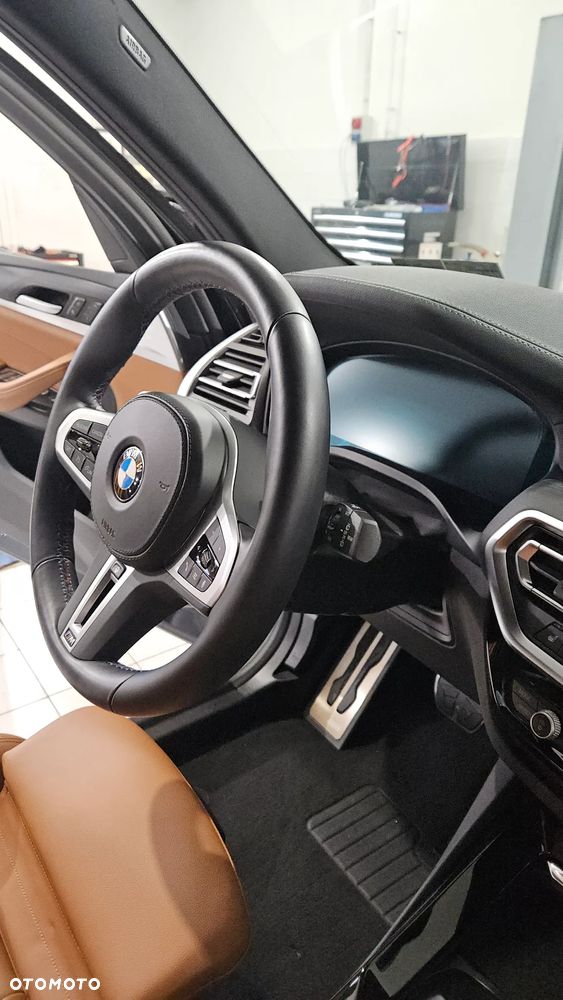 BMW X3 xM40i mHEV - 16
