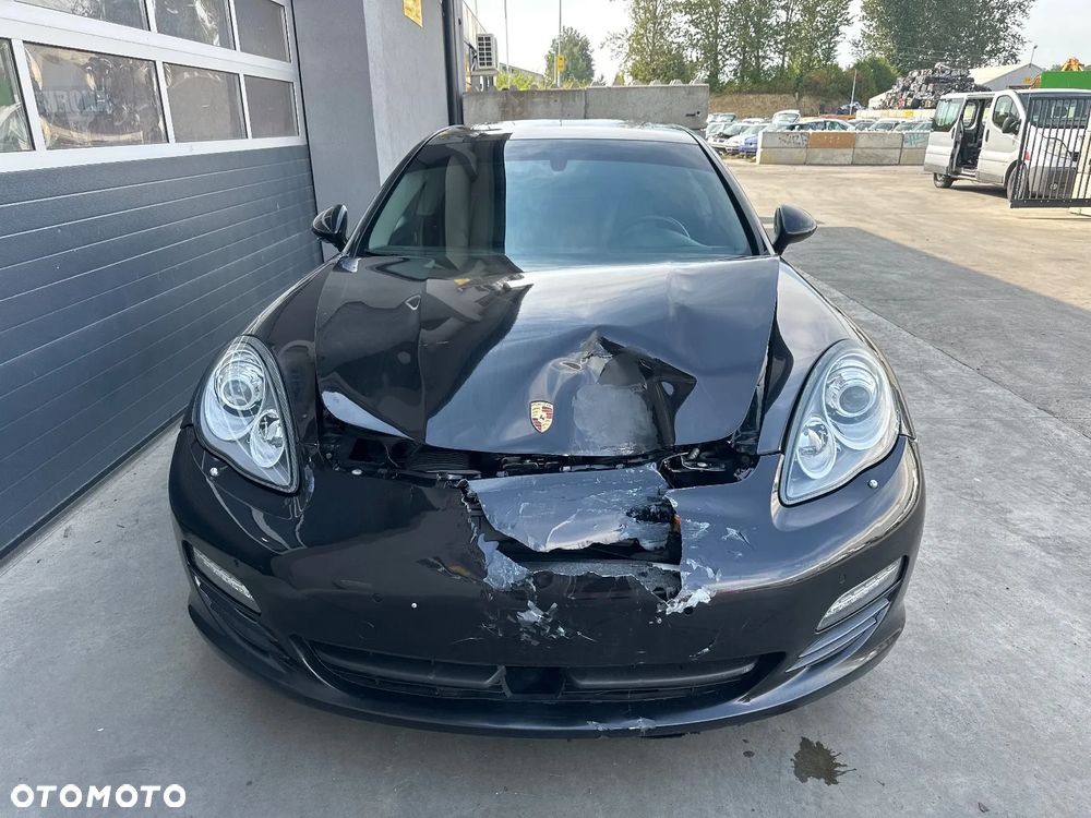 Porsche Panamera 4S - 2