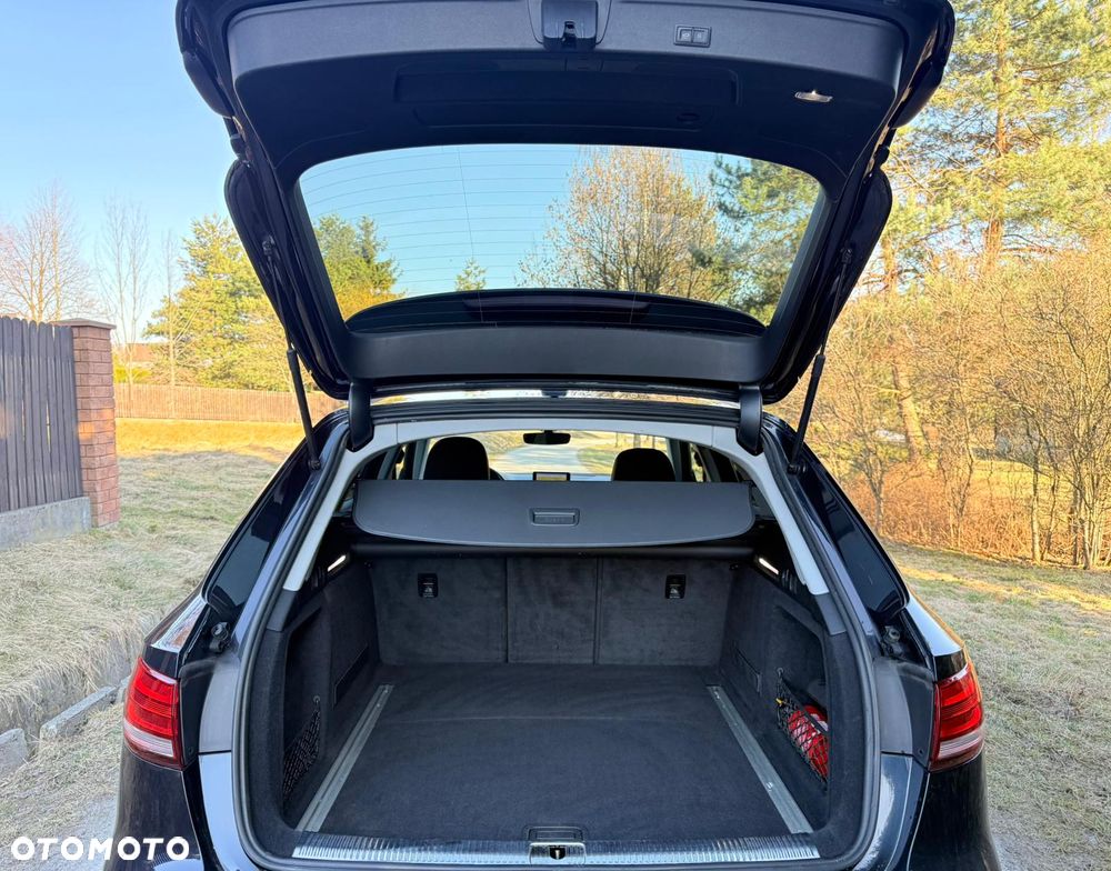 Audi A4 Avant 2.0 TDI S tronic quattro - 31