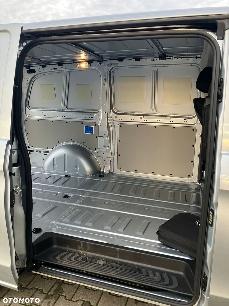 Mercedes-Benz Vito 112e eVito Furgon długi - 7