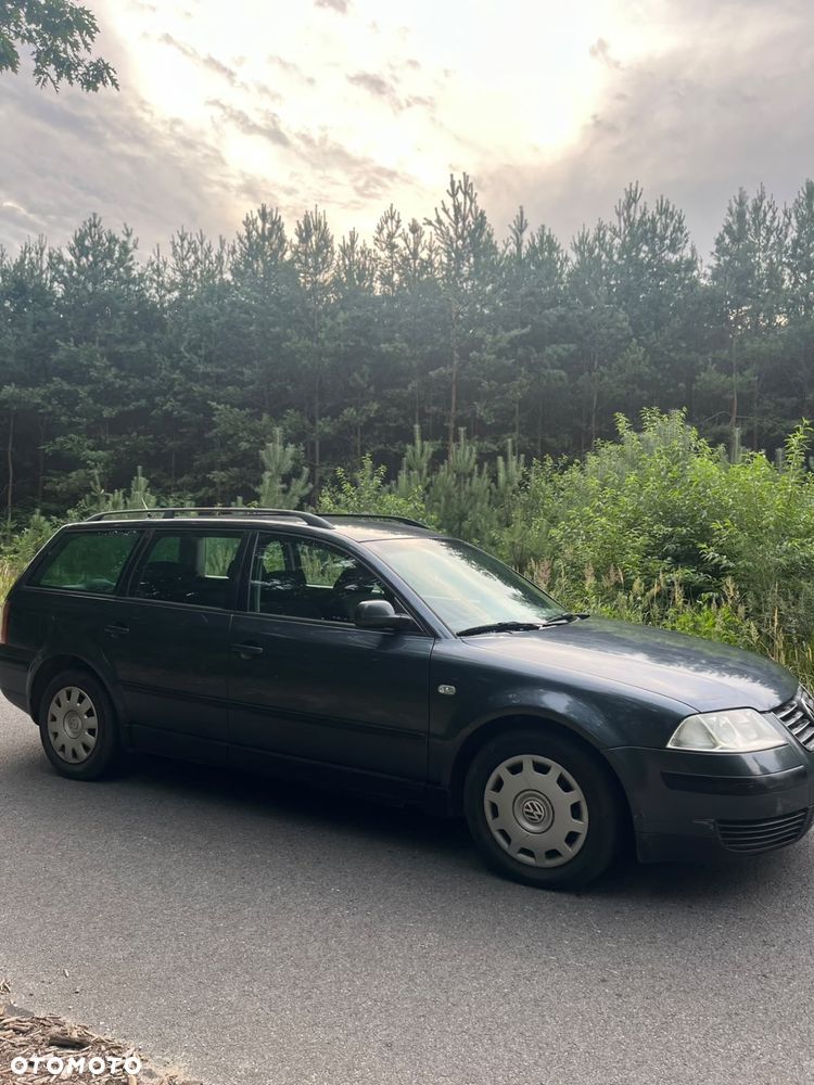 Volkswagen Passat - 2