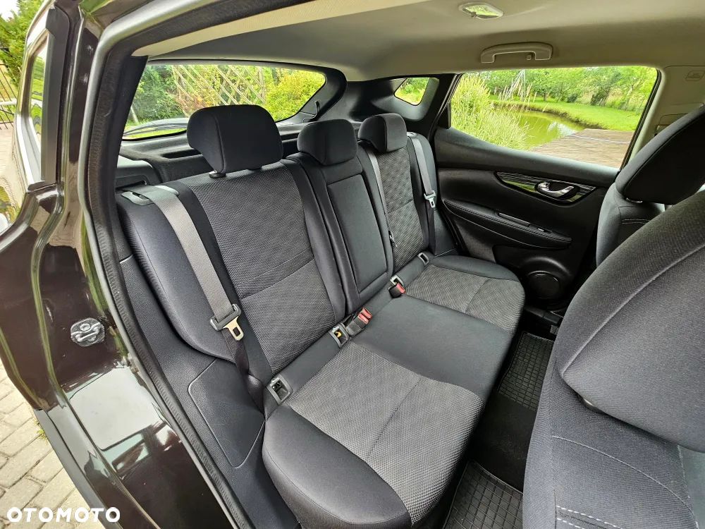 Nissan Qashqai 1.6 DCi ALL-MODE 4x4i ACENTA - 32