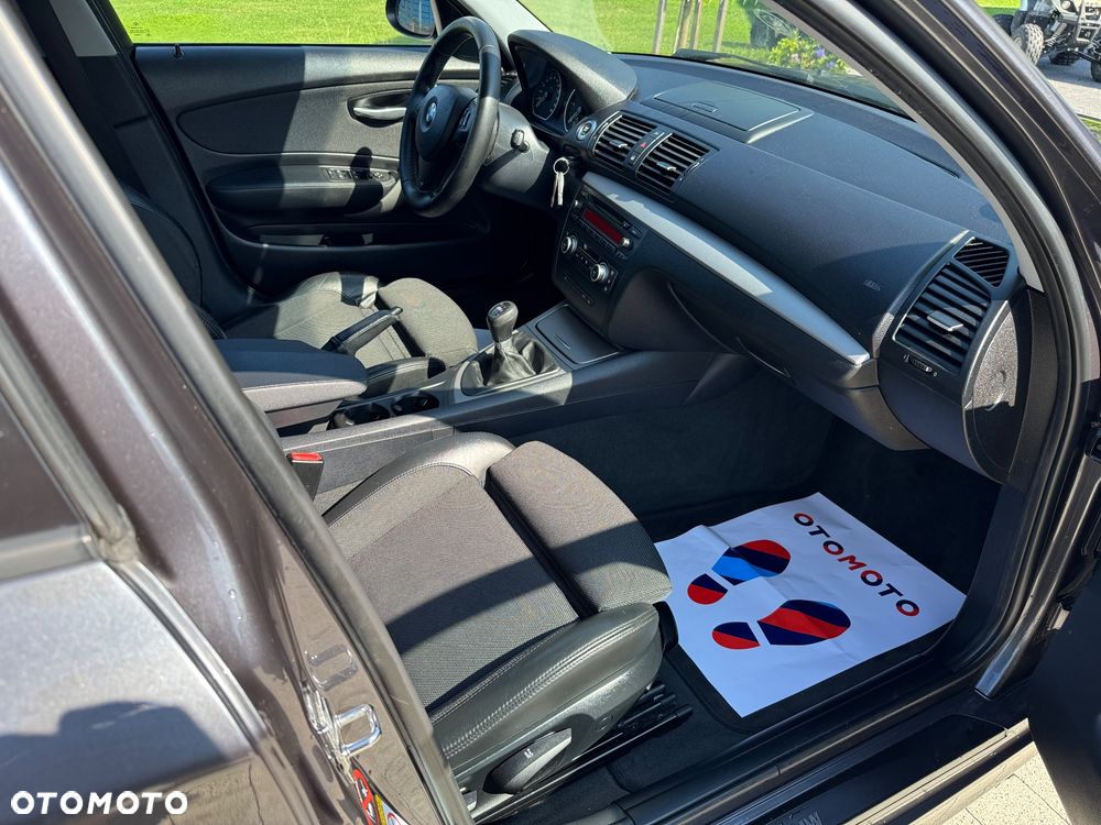 BMW Seria 1 118d DPF Edition Lifestyle - 26