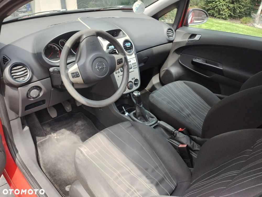 Opel Corsa 1.2 16V Enjoy - 8