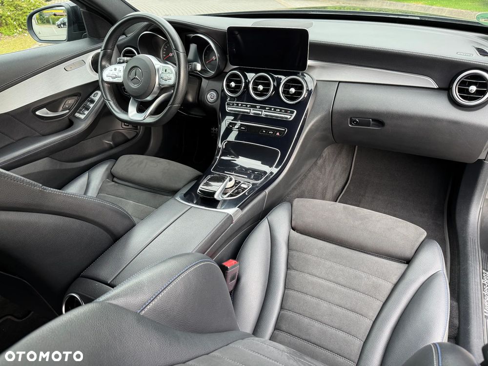 Mercedes-Benz Klasa C 300 e 9G-TRONIC AMG Line - 18