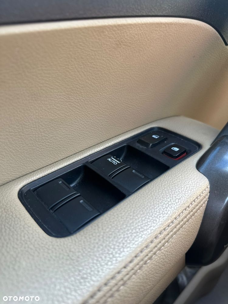 Honda CR-V 2.4i-VTEC Automatik Exclusive Edition - 8