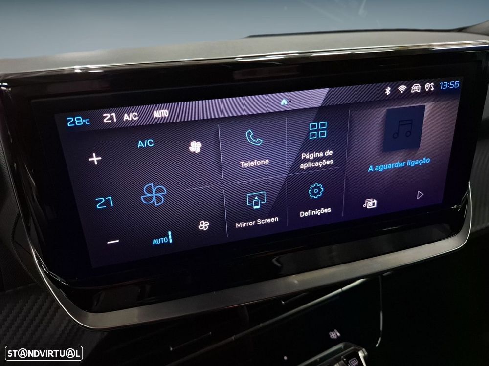 Peugeot 2008 1.2 PureTech Allure — fotografia 19