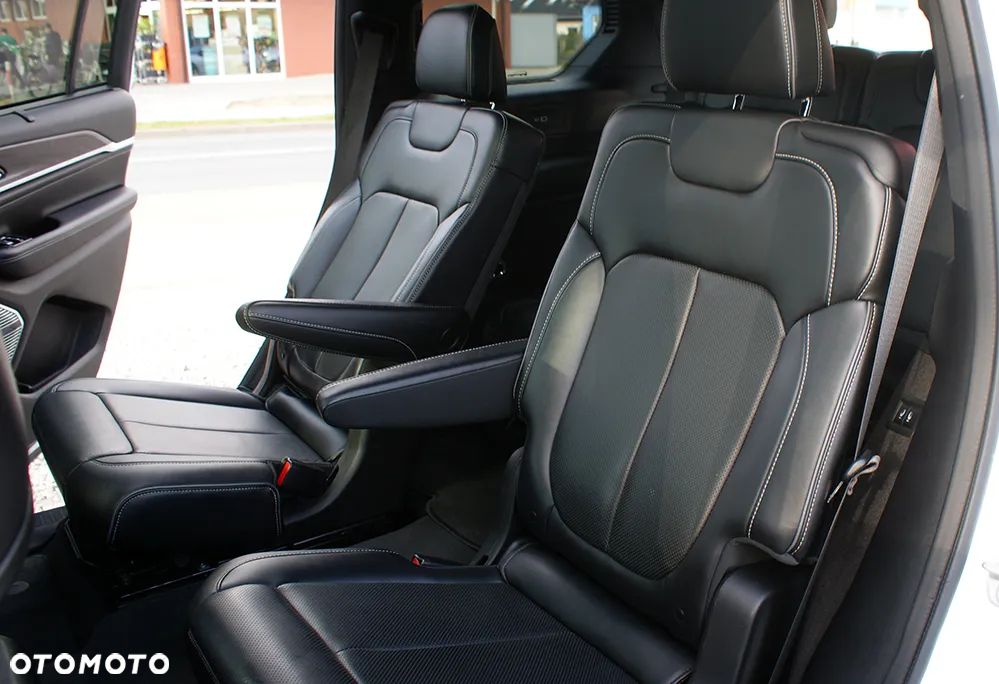 Jeep Grand Cherokee 3.6 V6 Overland - 28