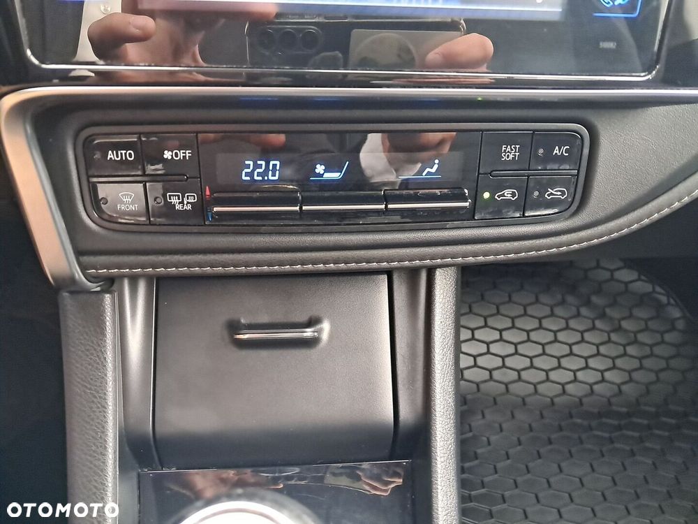 Toyota Auris 1.4 D-4D Premium - 30