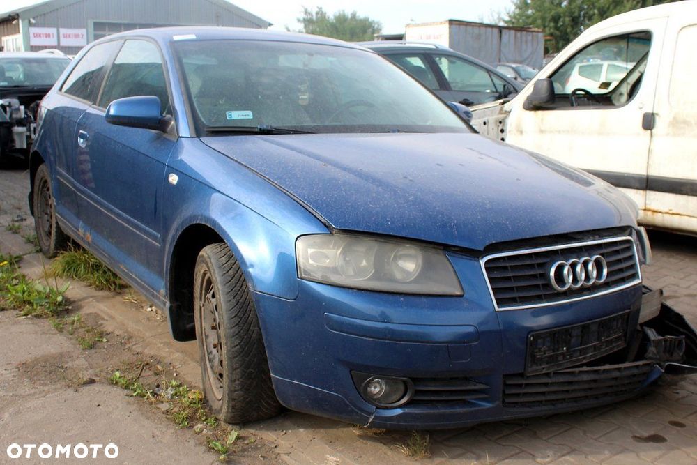 Audi A3 8P 2004 2.0TDI BKD Hatchback 3-drzwi (MASKA, ZDERZAK, LAMPA, BŁOTNIK, DRZWI, SZYBA, FOTEL) - 2