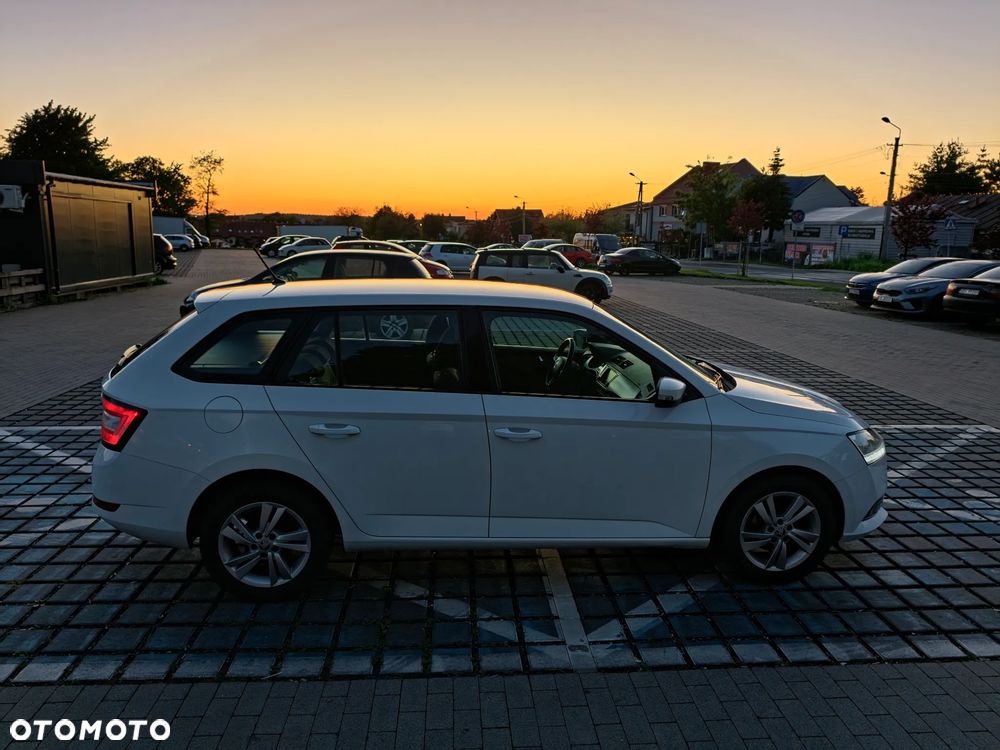 Skoda Fabia 1.0 TSI Ambition - 9