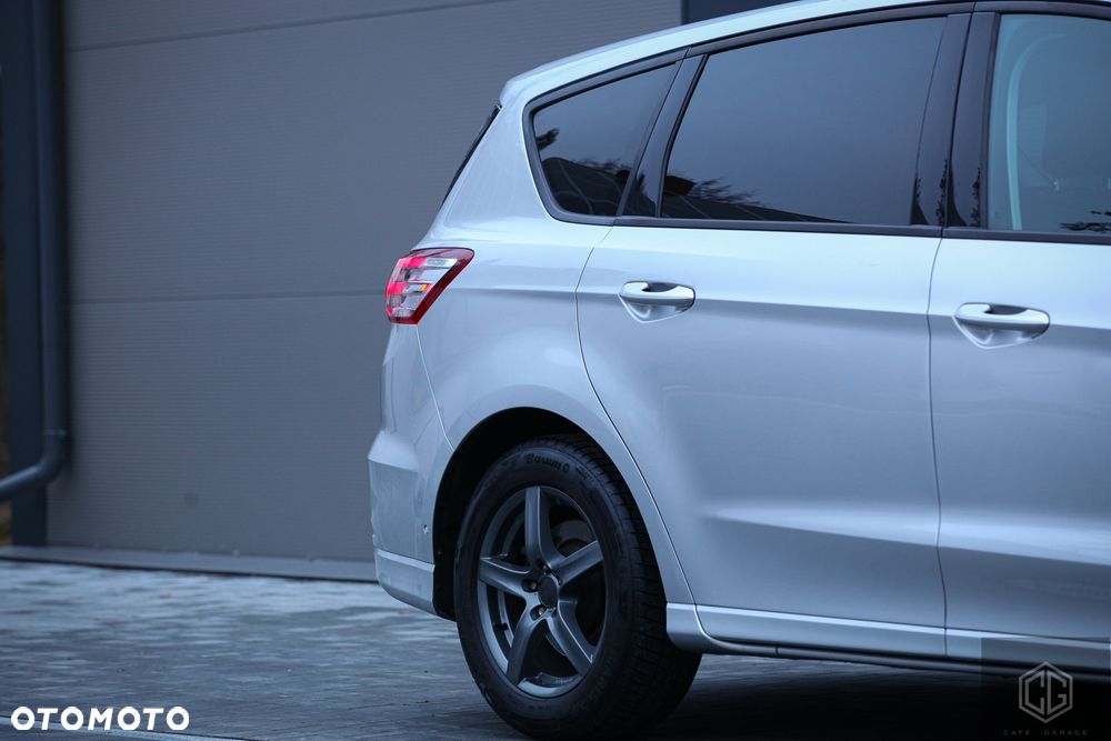 Ford S-Max - 28