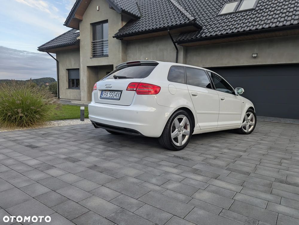 Audi A3 Sportback - 4