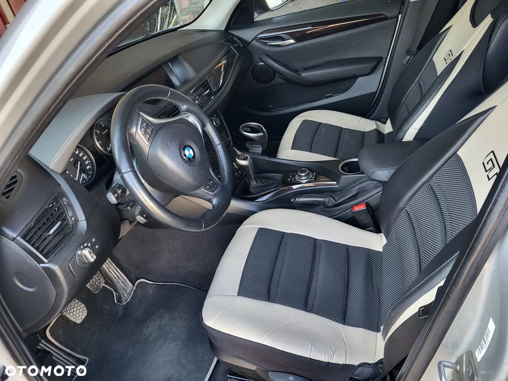 BMW X1 xDrive18d - 10