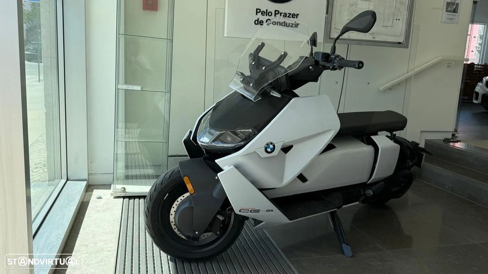 BMW CE 04 - 3