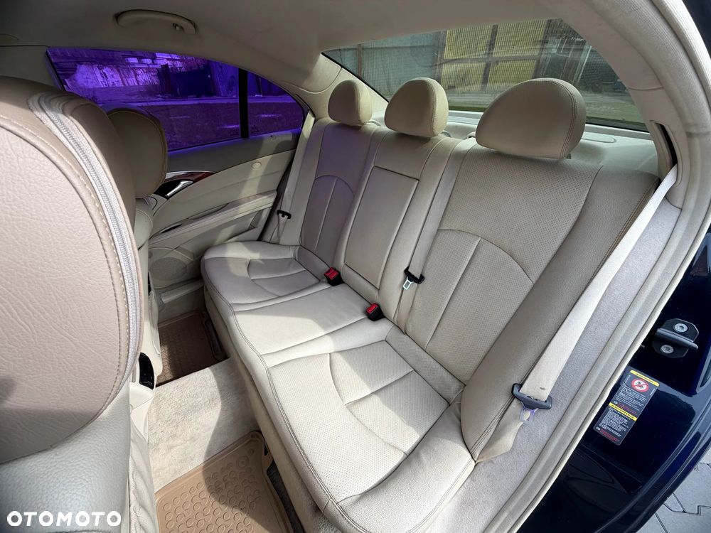 Mercedes-Benz Klasa E 280 CDI T Elegance - 19