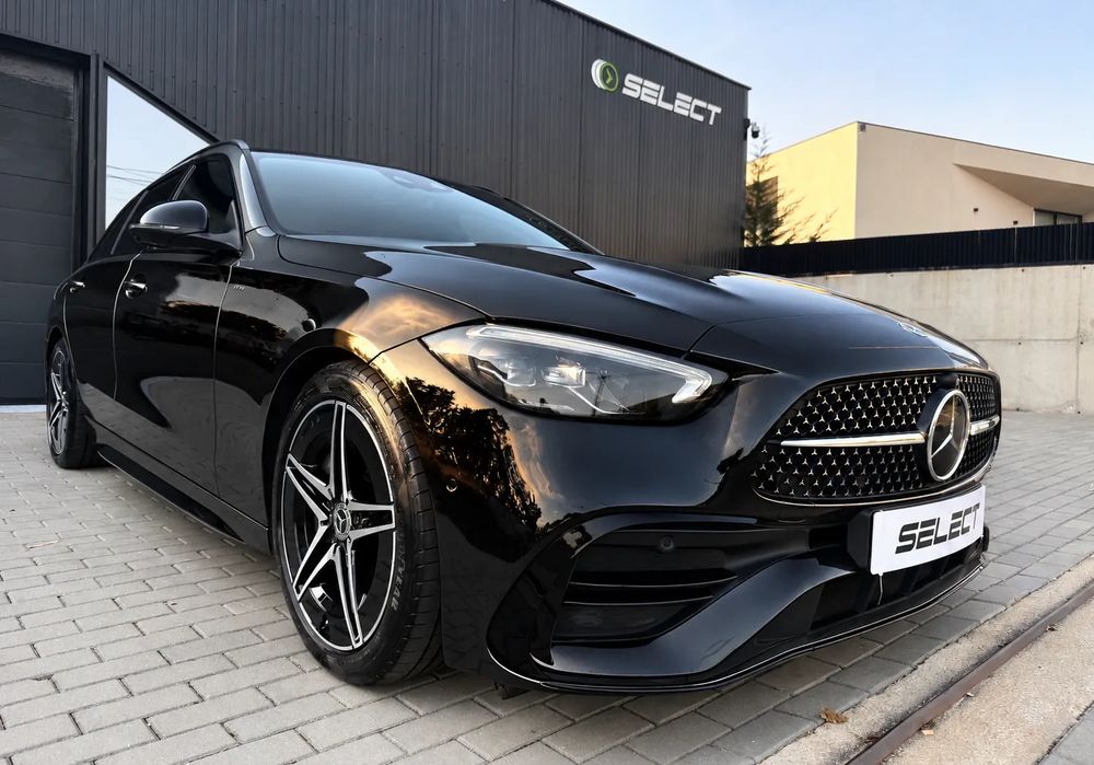 Mercedes-Benz C 300 e AMG Line