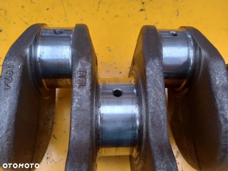 Wał korbowy silnika F4DFE4133*B014 New Holland T6.155 - 4