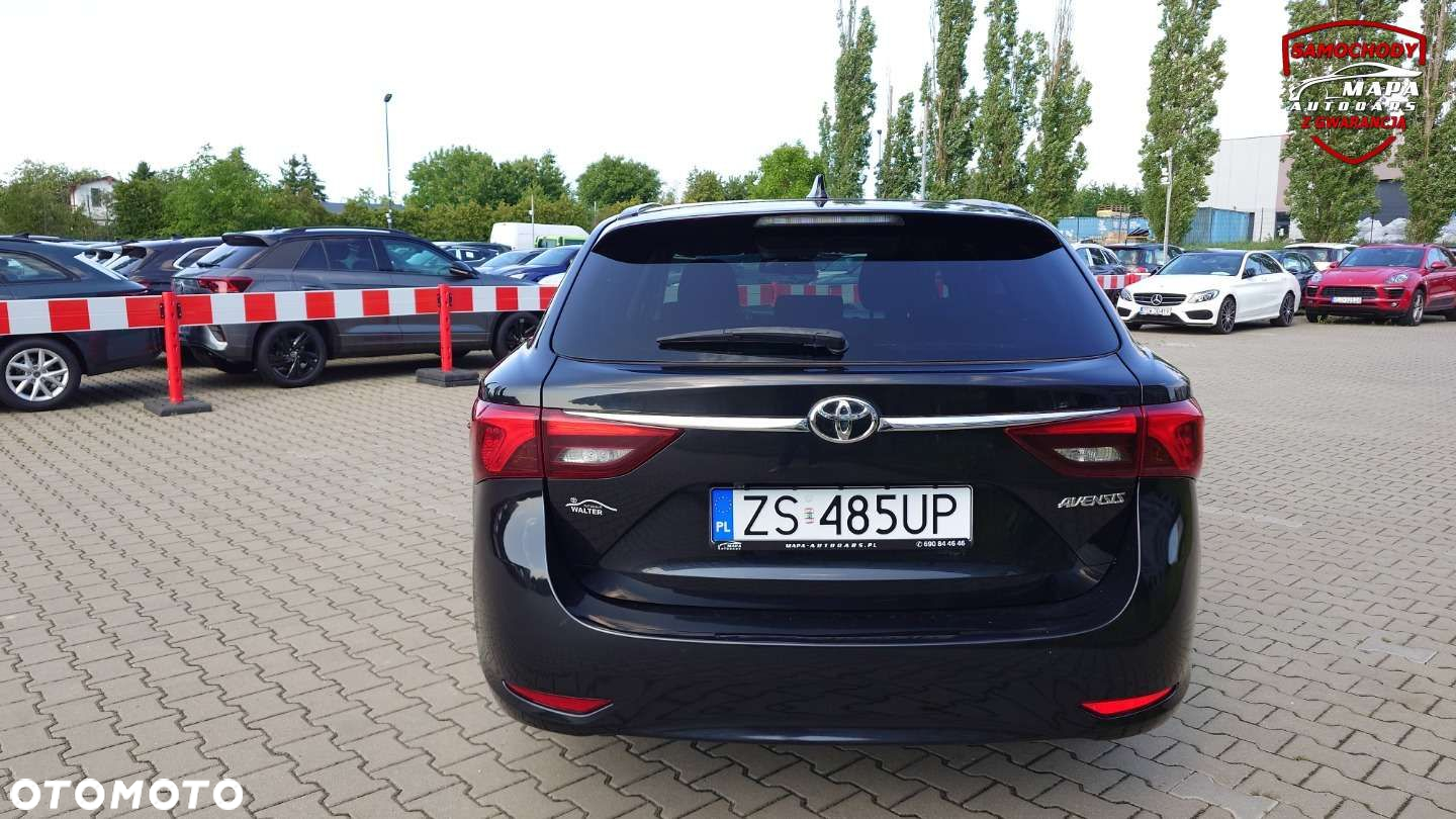 Toyota Avensis - 19
