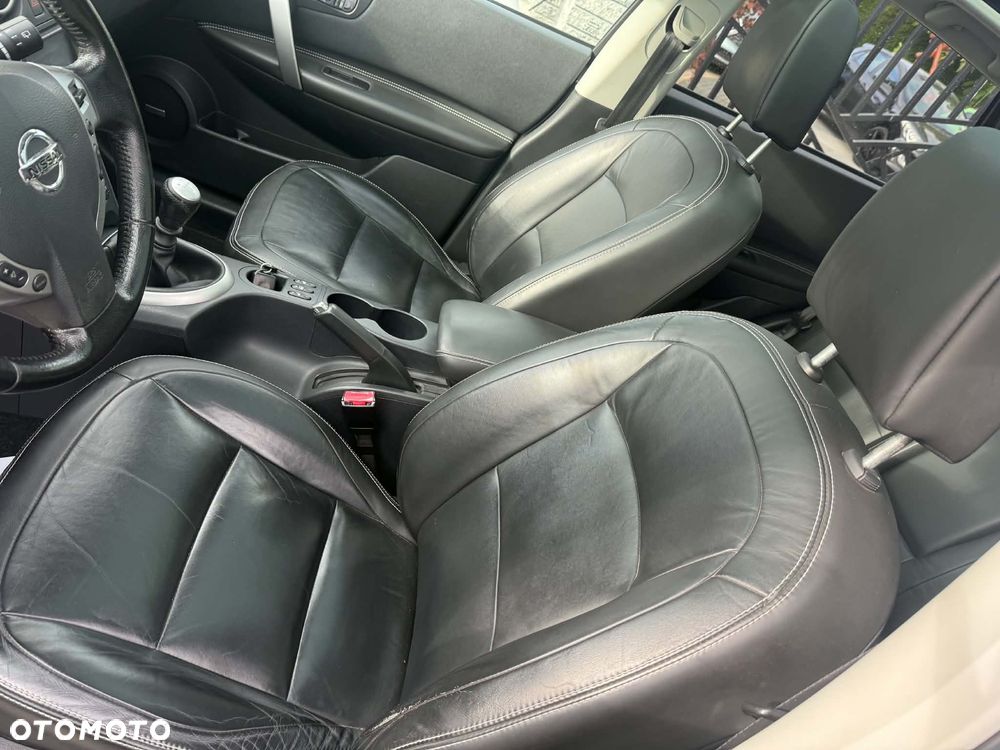 Nissan Qashqai - 11