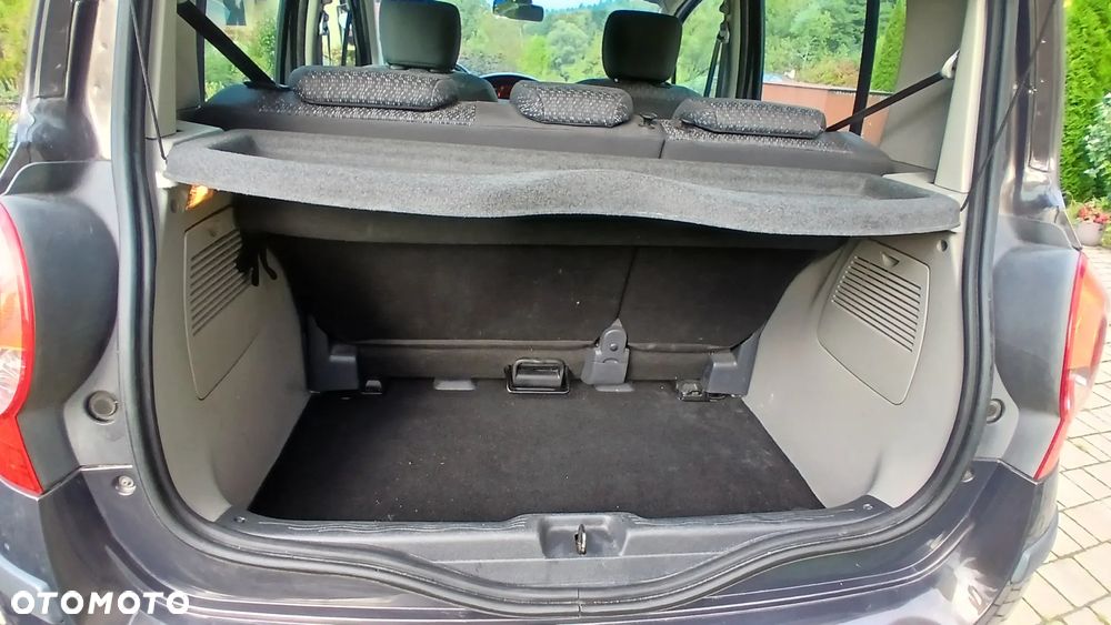 Renault Modus - 24