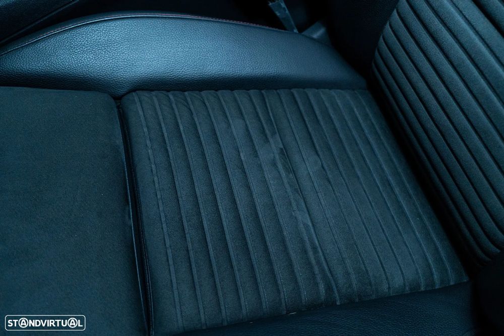 Mercedes-Benz GLA 180 7G-DCT AMG Line - 15