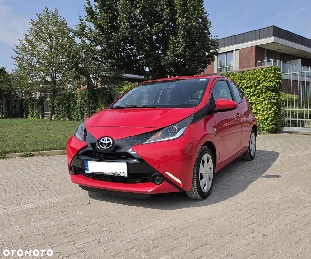 Toyota Aygo x-play touch - 12