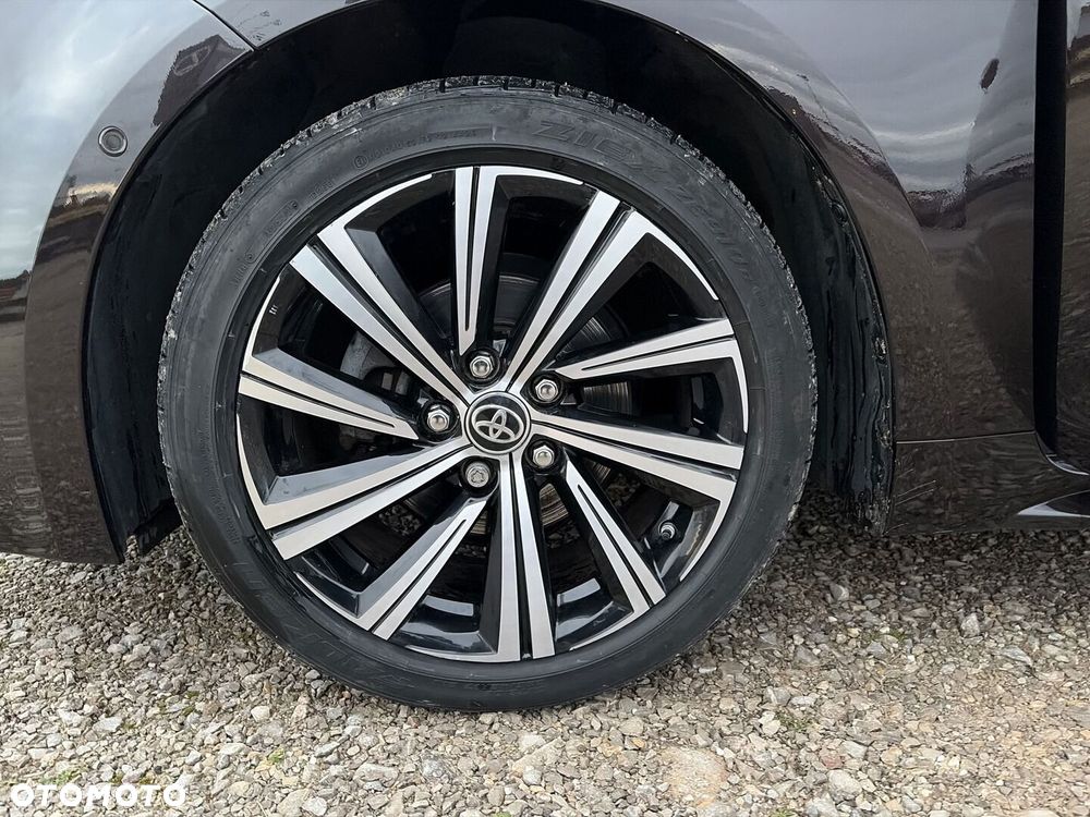 Toyota Corolla 1.8 Hybrid Comfort - 18
