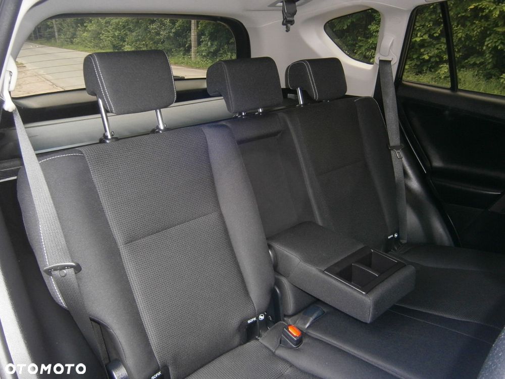 Toyota RAV4 2.0 Prestige 4x4 - 8