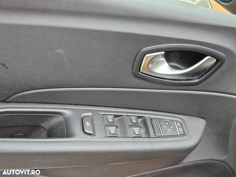 Renault Captur TCe Life - 8