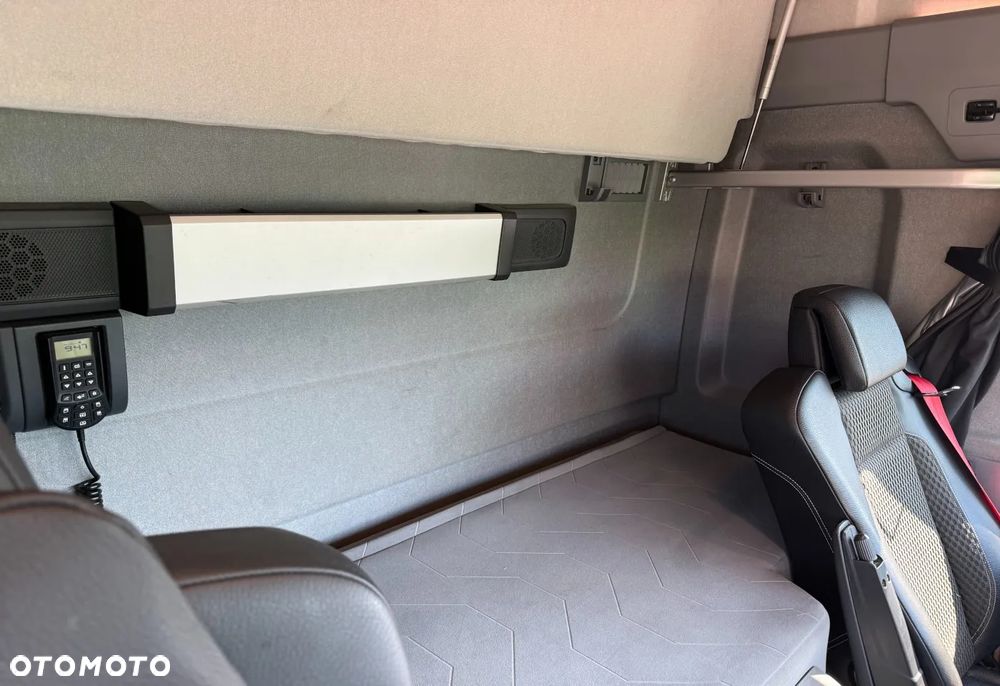 Renault T 440 / CHŁODNIA / SCHMITZ / WINDA / 6×2 /  21 EUROPALET / SYPIALKA / 3 OSIE / 13 LITROWY  SILNIK /  PRZEBIEG 270 TYŚ / ALUSY / AUTOMAT / JAK NOWA / E6 / SPROWADZONA / - 14