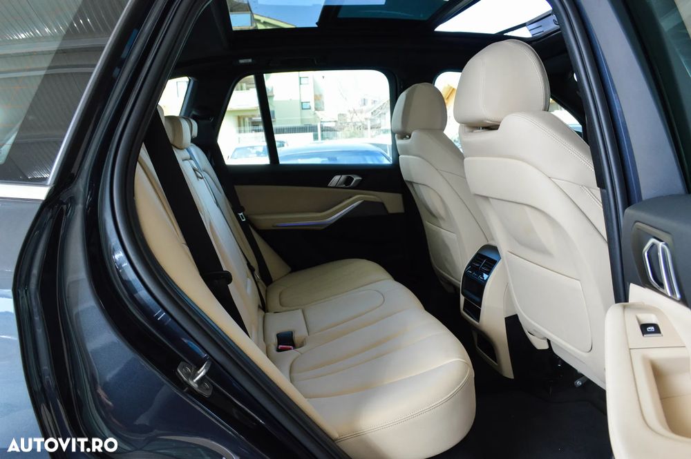 BMW X5 xDrive25d xLine - 23