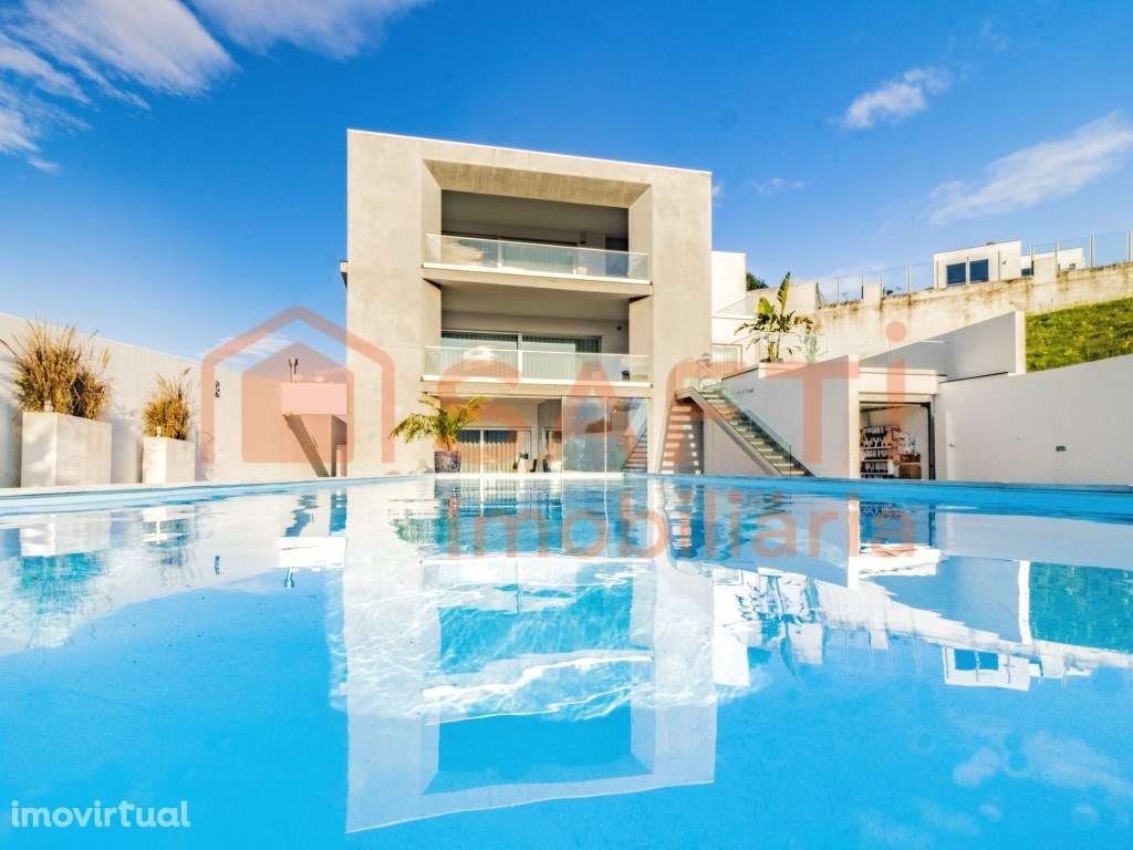 Luxuosa moradia isolada - Grande imagem: 2/60