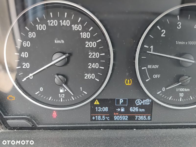 BMW X1 sDrive18i Advantage - 37