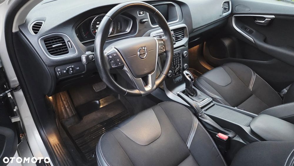 Volvo V40 D3 Drive-E SCR Kinetic - 4
