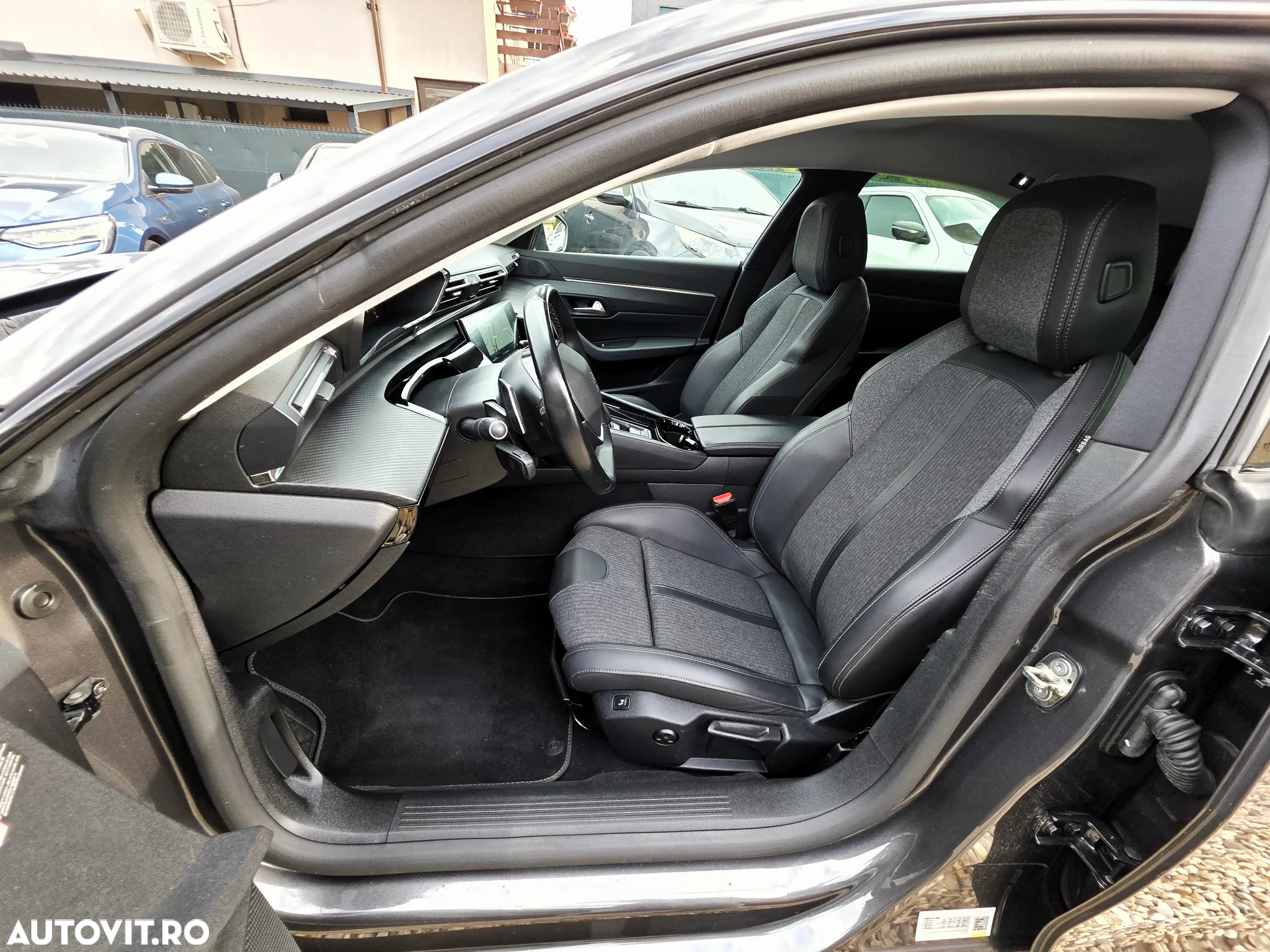 Peugeot 508 PHEV 225ch EAT8 Allure Pack - 27