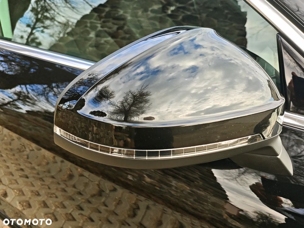 Audi A4 Avant 40 TDI quattro S tronic advanced - 12