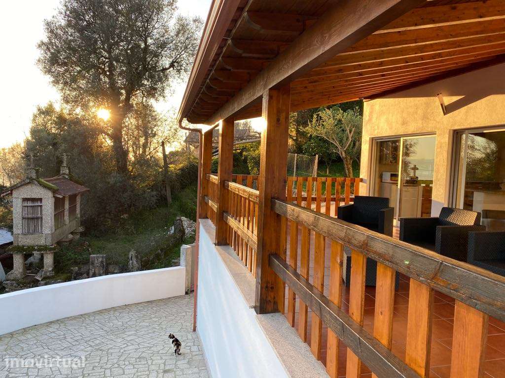 Vivenda V3 - Gondoriz, Terras de Bouro (Geres) - Grande imagem: 4/13