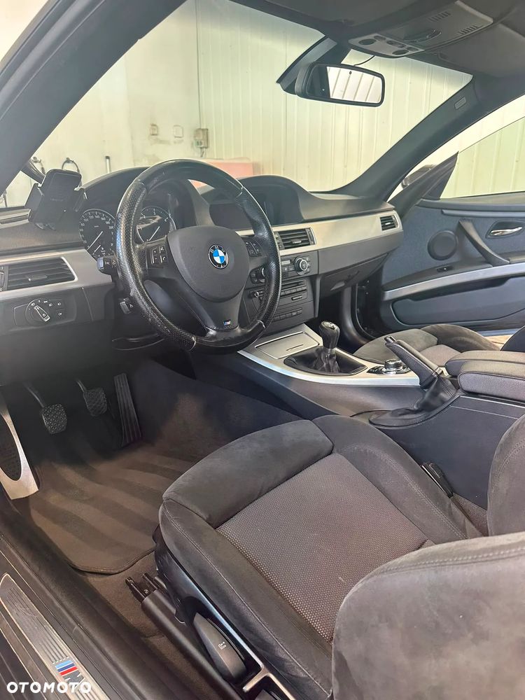 BMW Seria 3 320d DPF - 12