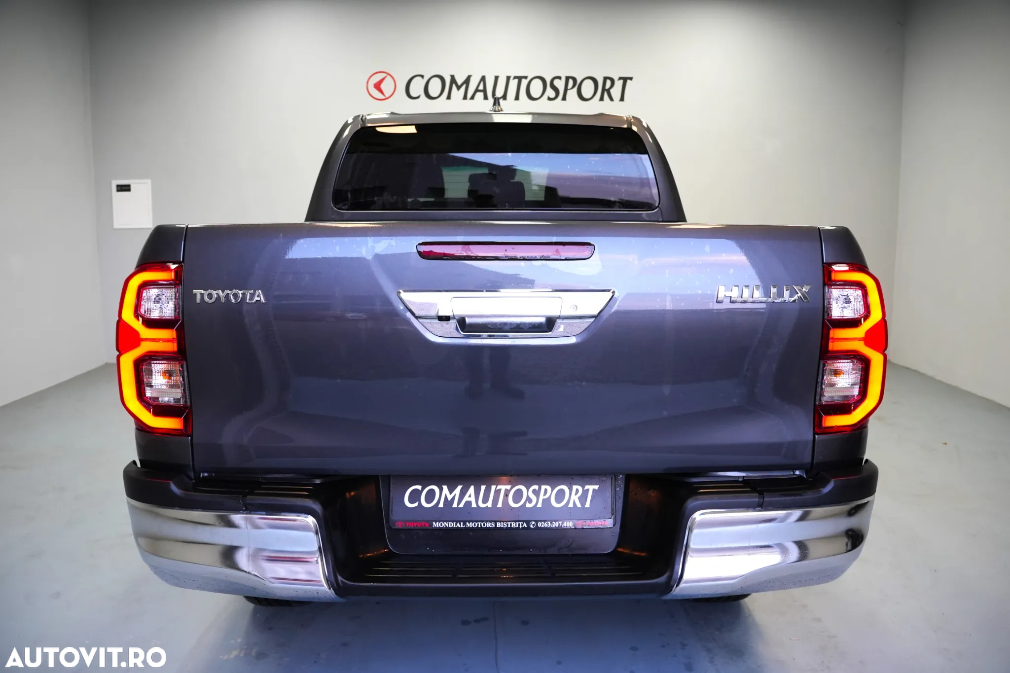 Toyota Hilux 2.4D 150CP 4x4 Double Cab AT Executive - 5