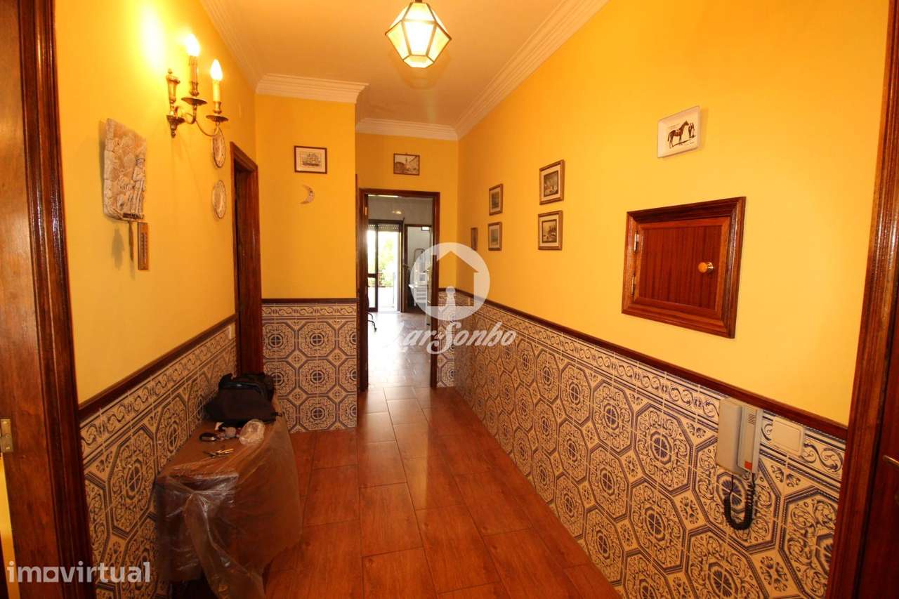 Apartamento T2 com garagem individual no coração de Fafe - Grande imagem: 5/10